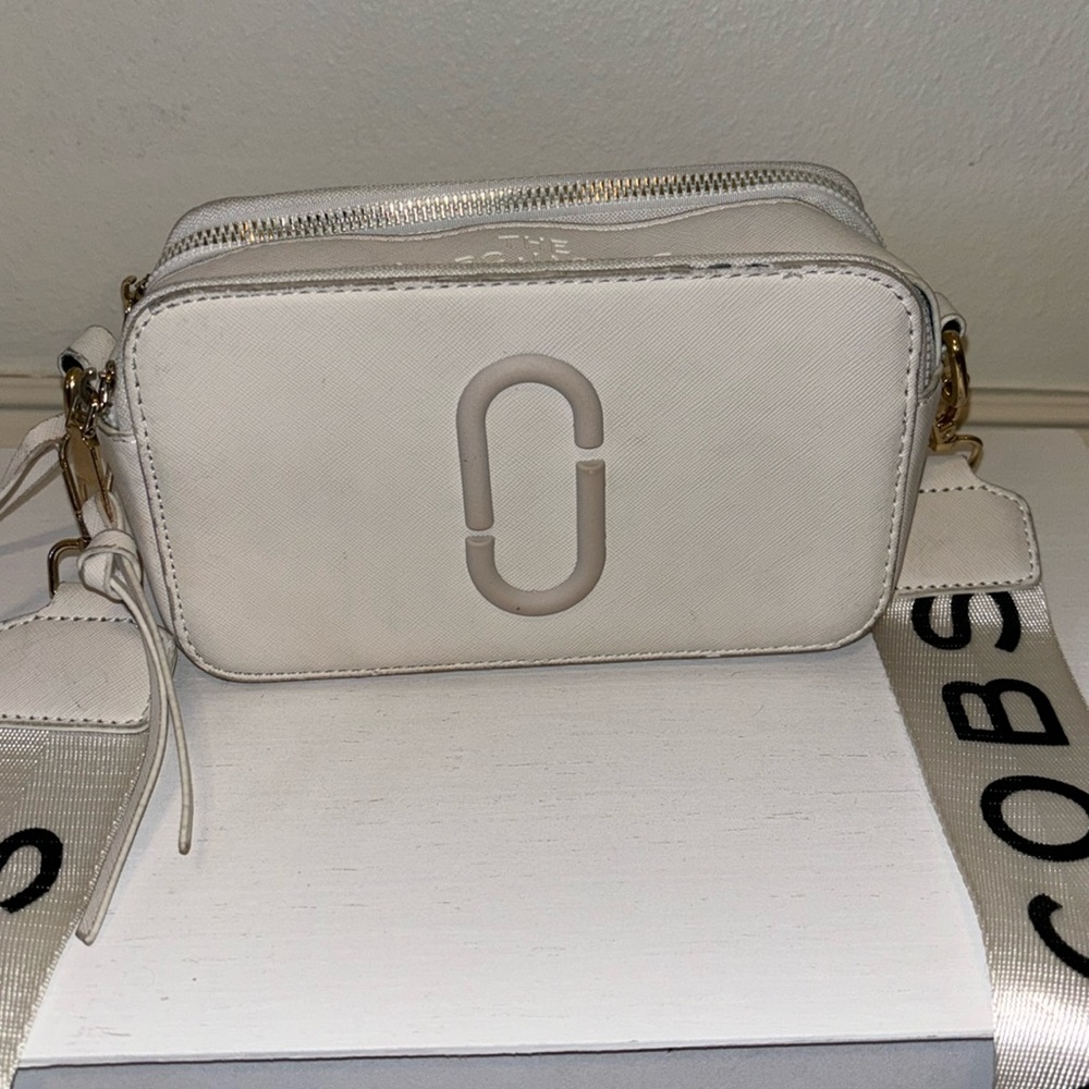 Marc Jacobs- snapshot bag